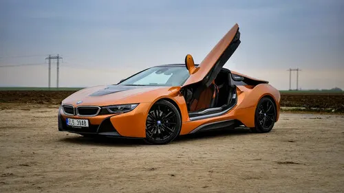 BMW i8