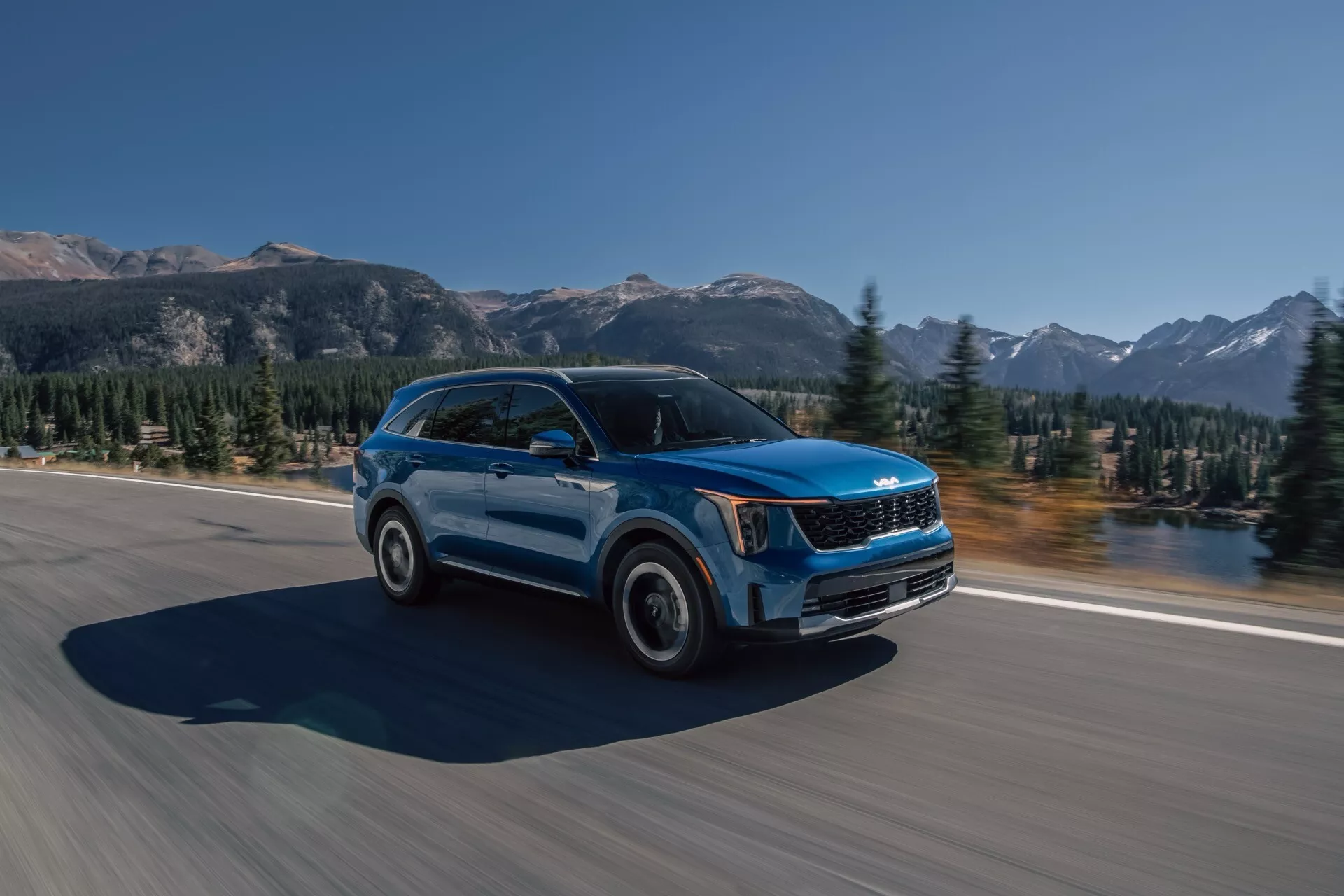 2024-es Kia Sorento MQ4 modell frissített kialakítással és fejlett funkciókkal